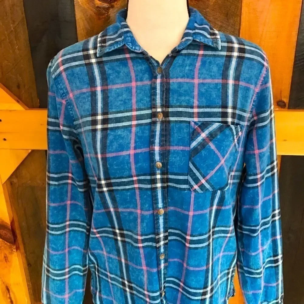 American Eagle 100% cotton plaid button down shirt size Small_2